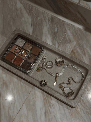 LUS NECKLACE