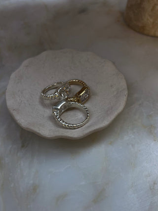 SQUARE RING GOLD
