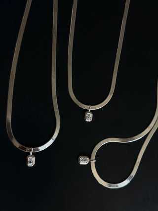 KIM NECKLACE SILVER